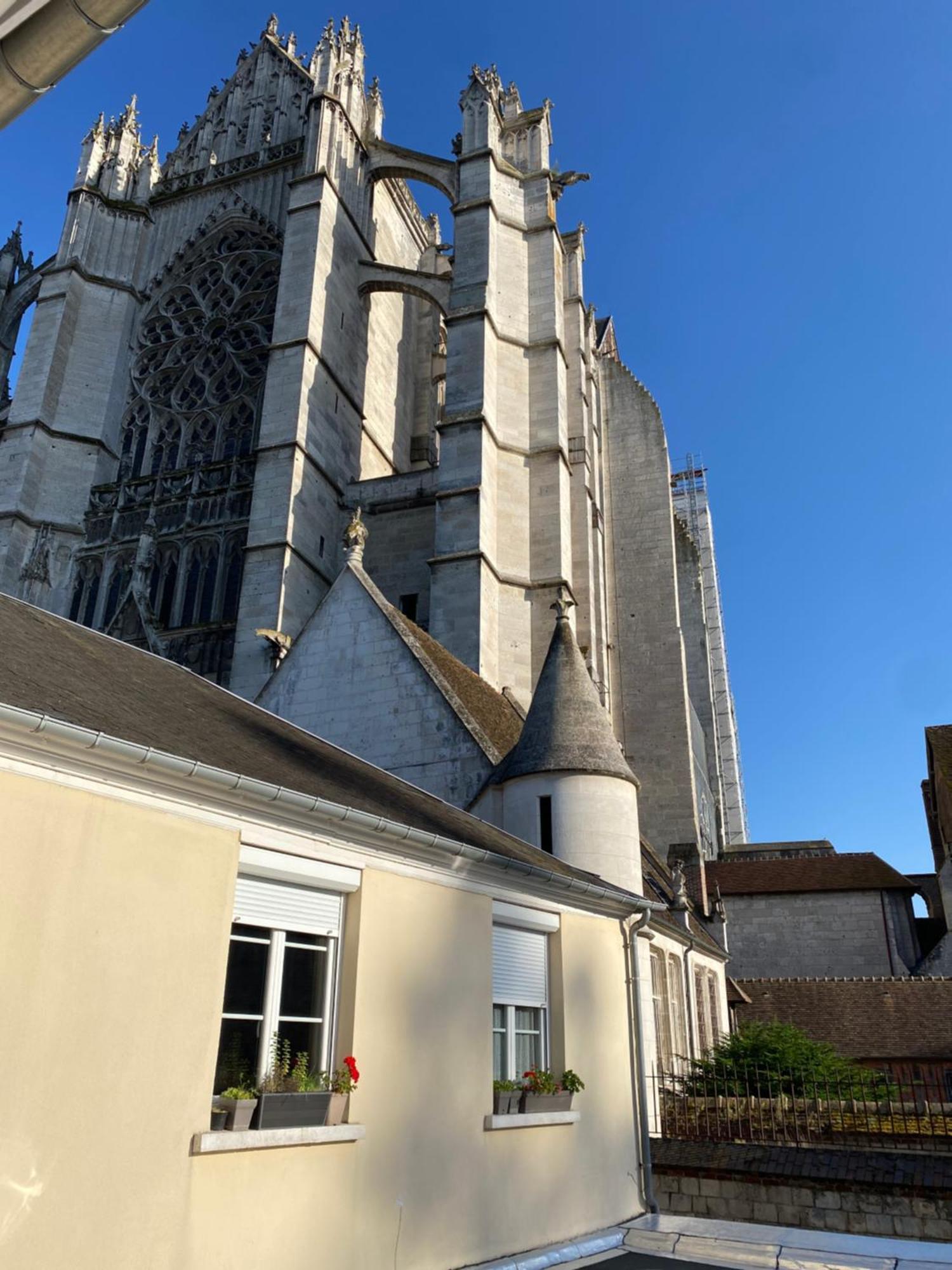 Appartement Hyper-Centre Vue Cathedrale 博韦 外观 照片